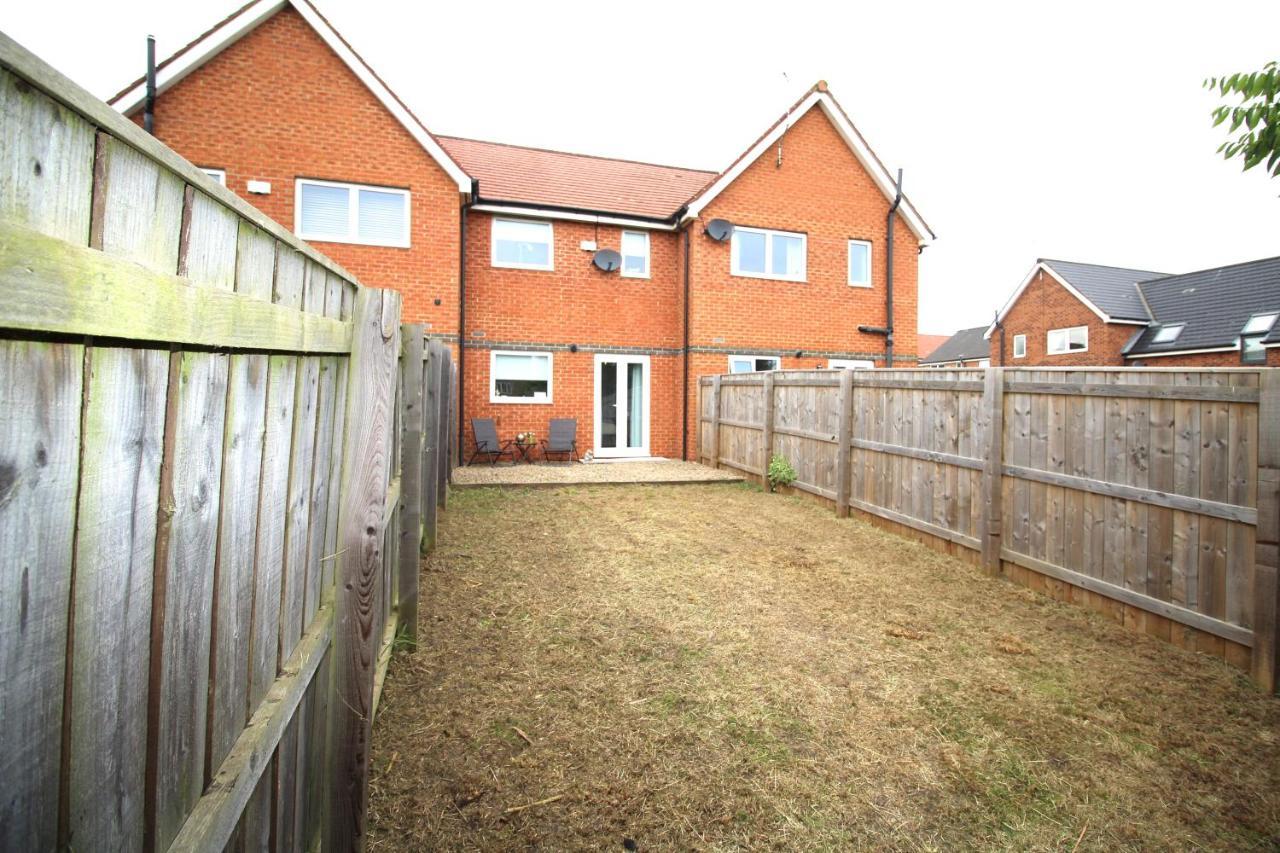 Ashington - 2 Bedroom House - Beautifully Decorated & Furnished - Large Garden Bagian luar foto